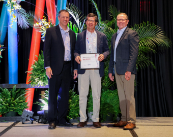 Doug Johnson receives the Lifetime Career Award from the Nebraska Bankers Association